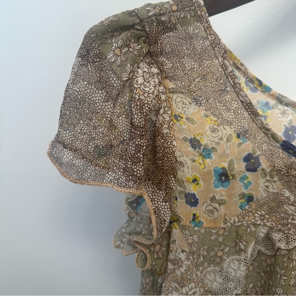 Lots of Love by Speechless Women’s Sheer Top Floral & Lace Ruffle Design Medium - Picture 6 of 8